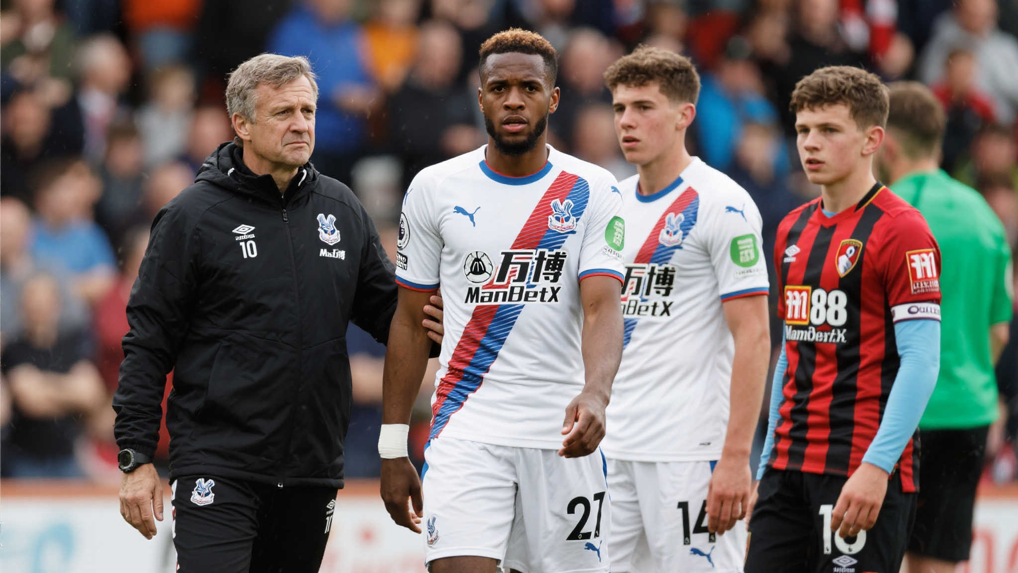 皇马本届赛事单场被射门数创第四高纪录 此外,利用转会窗口引入适合体系的后卫球员,或者挖掘